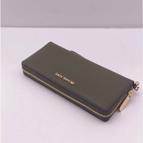 Michael Kors Large Continental
Wallet Wristlet Olive - Picture 5 of 9